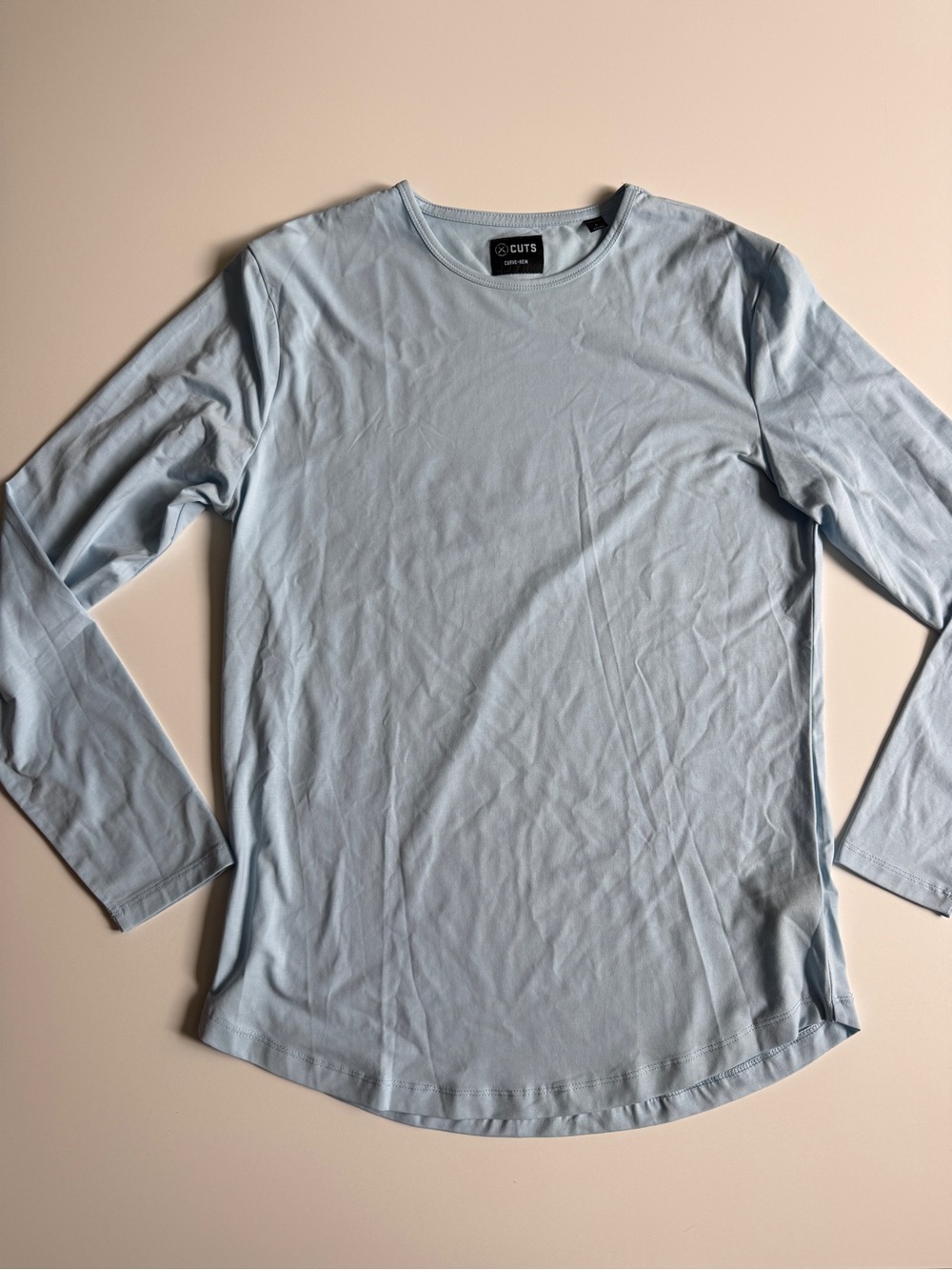 Cuts Men’s Curve Hem Long Sleeve Crewneck Shirt - Light Blue- Large